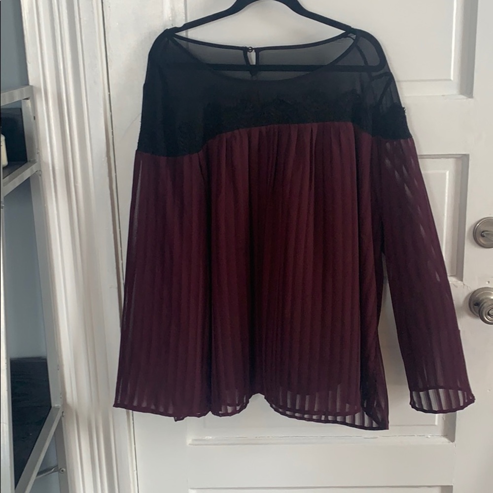Plum and black torrid size 3 blouse